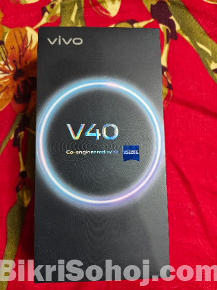 Vivo V40